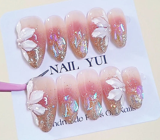 Handmade Luxury Aurora Gem Blush White Flower Glitter Press On Nails Glitter Nails Blush Nails Luxury Nails