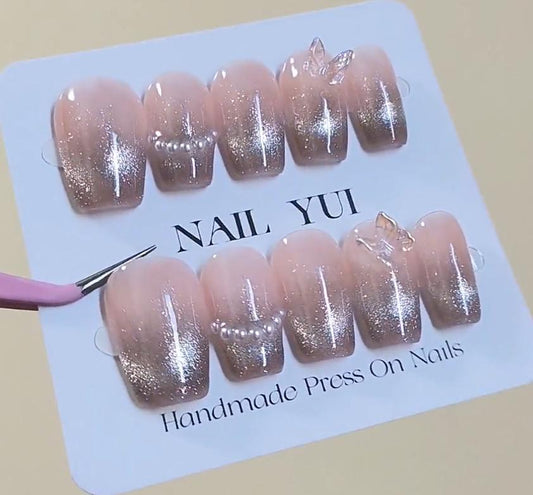 Handmade Nude Milky Cat Eye Ombre 3D Butterfly Glitter Press On Nails Ombre Nails Cat Eye Nails Reusable Nails Acrylic Nails