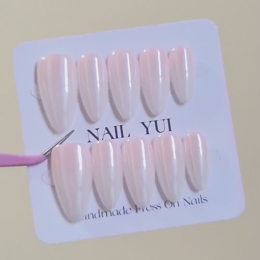 Handmade Pearl White Moonlight Nude Ombre Aurora Glitter Press On Nails Glitter Nails Moonlight Nails Pearl White Nails Acrylic Nails