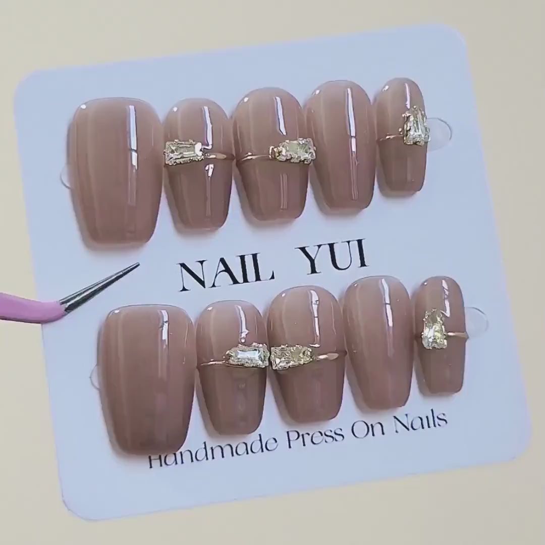 Handmade Oat Latte Nude Little Gem Gold Line Daily Autumn Press On Nails Nude Nails