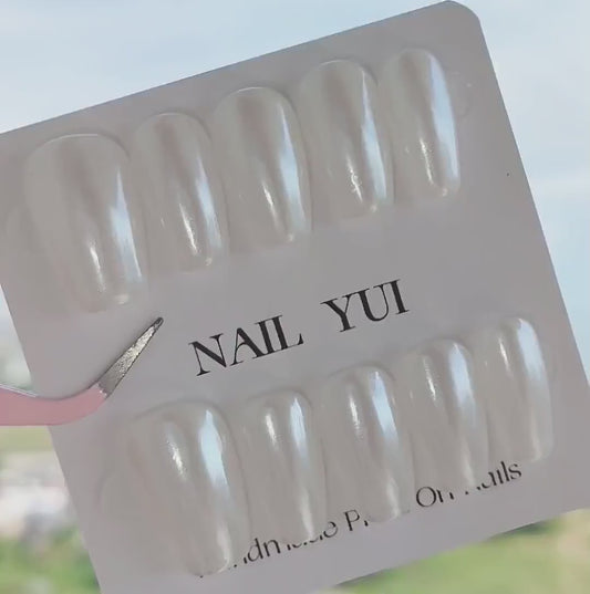 Handmade Pearl White Moonlight Aurora Glitter Press On Nails Glitter Nails Moonlight Nails Pearl White Nails Y2K Nails Acrylic Nails