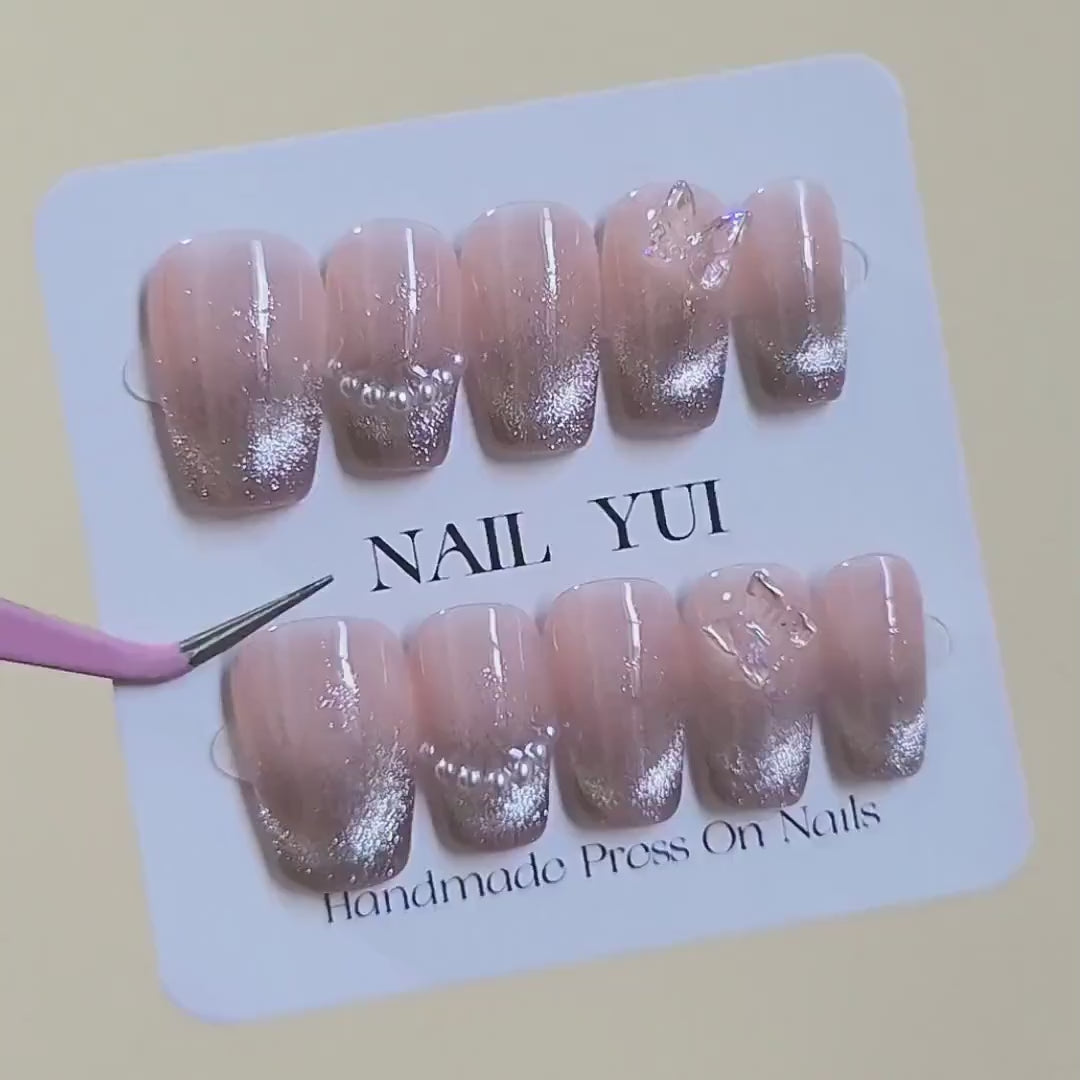 Handmade Nude Milky Cat Eye Ombre 3D Butterfly Glitter Press On Nails Ombre Nails Cat Eye Nails Reusable Nails Acrylic Nails