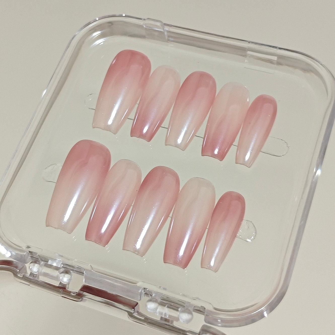 Handmade Pearl White Pink Ombre Aurora Press On Nails Aurora Nails Pearl Light Nails Pearl White Nails Pearl Pink Nails Office Nails